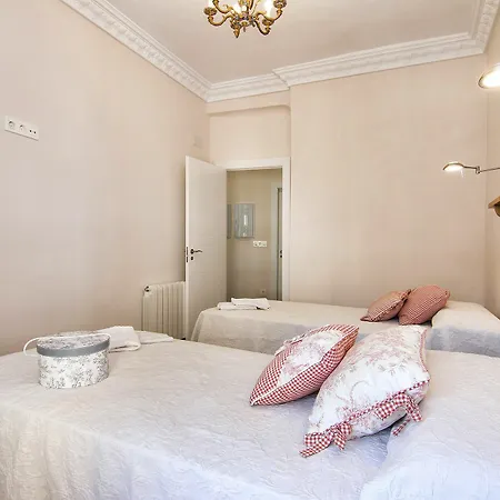 Apartment Bright & Elegant Centre 3 Bedroom Granada