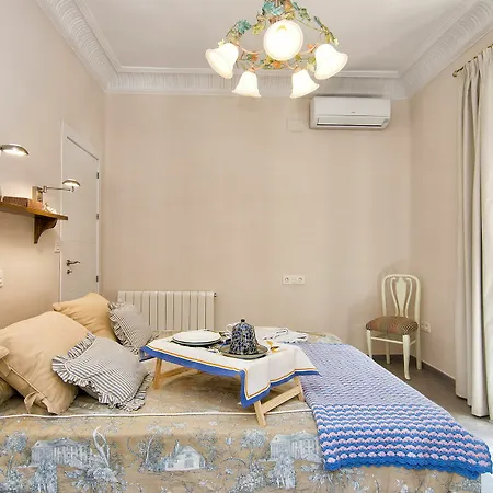 Apartment Bright & Elegant Centre 3 Bedroom Granada